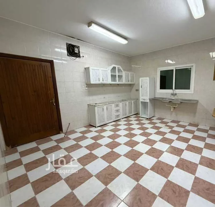 Villa for Sale in Dhahran Al Jame'ah صورة 3