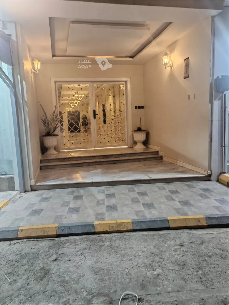 شقة للإيجار في شارع ابي فراس الحمدانى, حي الرائد, مدينة الرياض, منطقة الرياض