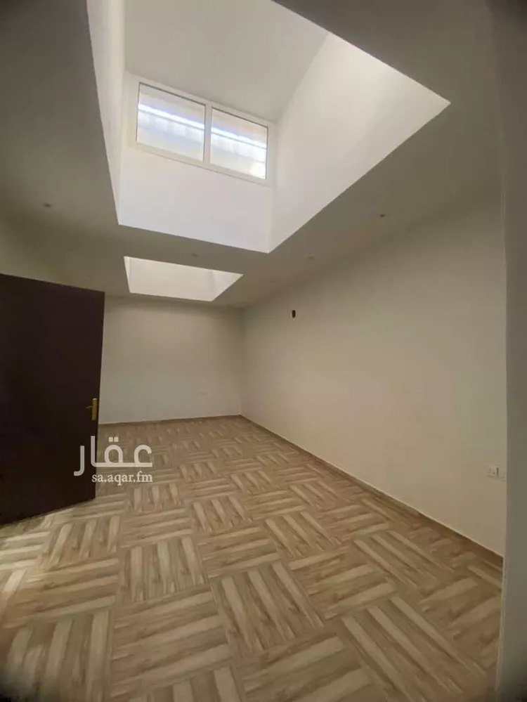 فيلا للإيجار في شارع أبي بكر بن عثمان ، حي عكاظ ، الرياض ، منطقة الرياض صورة 5