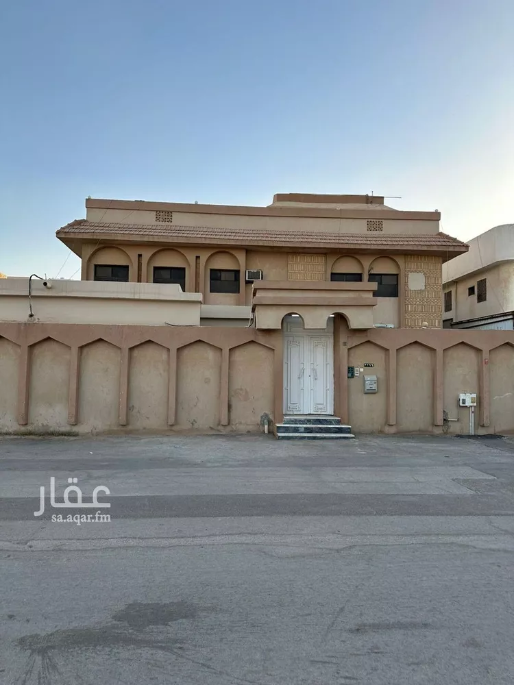 فيلا للبيع في شارع الشرفيه, حي بدر, مدينة الرياض, منطقة الرياض صورة 2