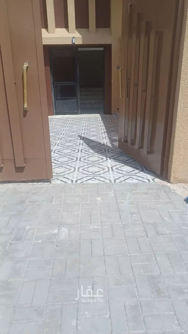 عمارة للبيع في شارع كعب بن زهير, حي السويدي, مدينة الرياض, منطقة الرياض صورة 3