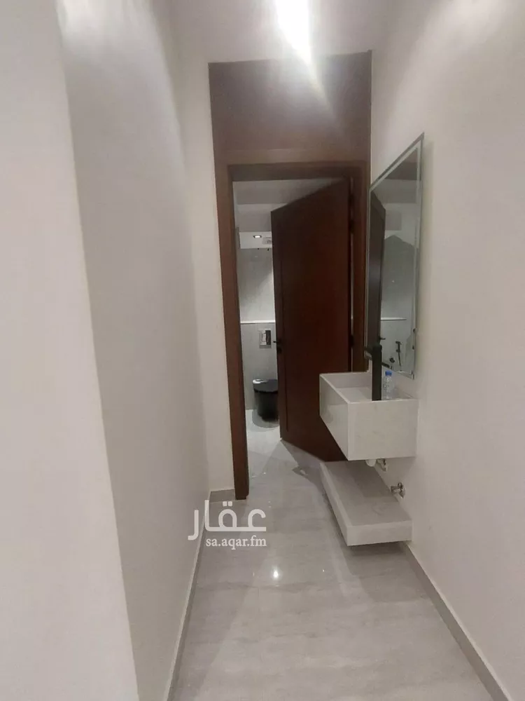 فيلا للبيع في شارع النفل, حي ظهرة لبن, مدينة الرياض, منطقة الرياض صورة 4