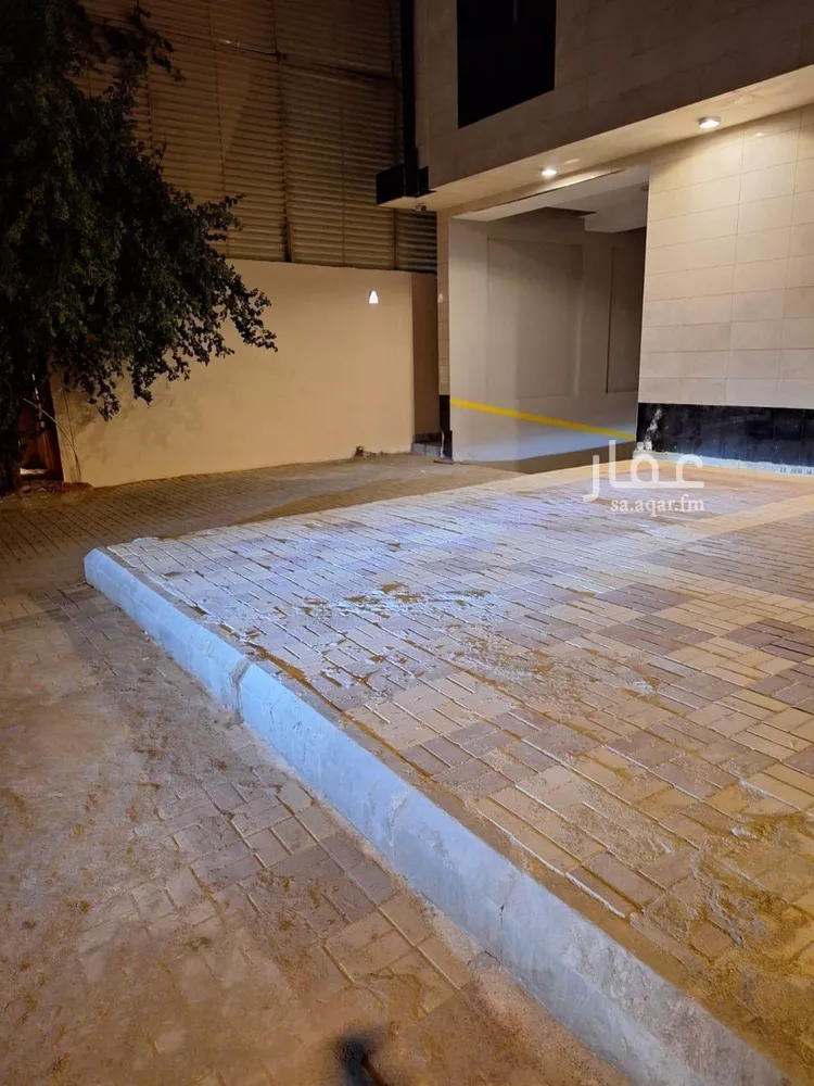 Building for Sale in Riyadh Hittin صورة 5