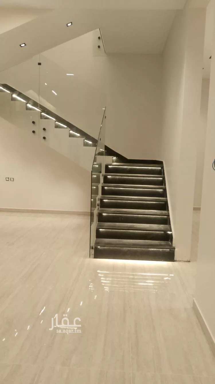 فيلا للبيع في شارع قيس الملوح, حي الرمال, مدينة الرياض, منطقة الرياض صورة 3