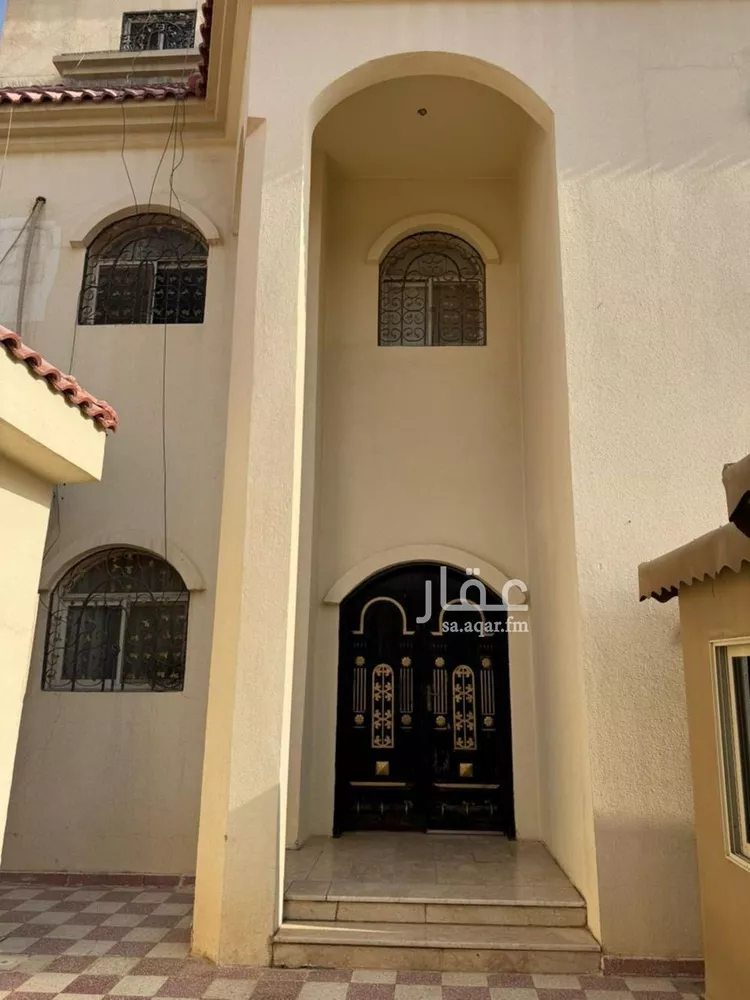 فيلا للبيع في شارع العمودية, حي إشبيلية, مدينة الرياض, منطقة الرياض صورة 3