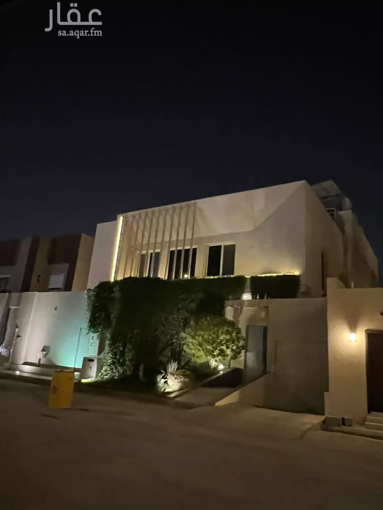 فيلا للبيع في شارع محمد العجيان, حي القيروان, مدينة الرياض, منطقة الرياض صورة 2