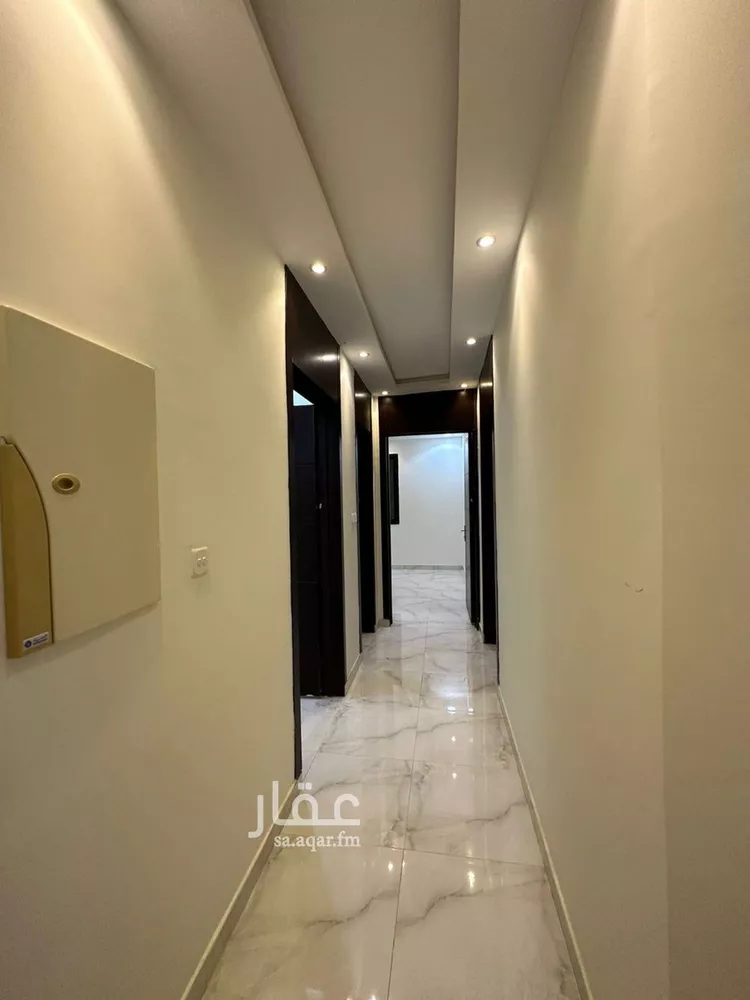 فيلا للبيع في شارع أبي السعود بن ظهيرة, حي الرمال, مدينة الرياض, منطقة الرياض صورة 3