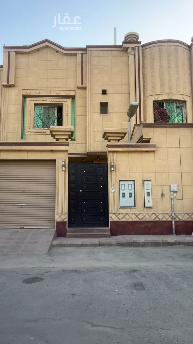 فيلا للبيع في شارع الحسين الغساني, حي الرمال, مدينة الرياض, منطقة الرياض