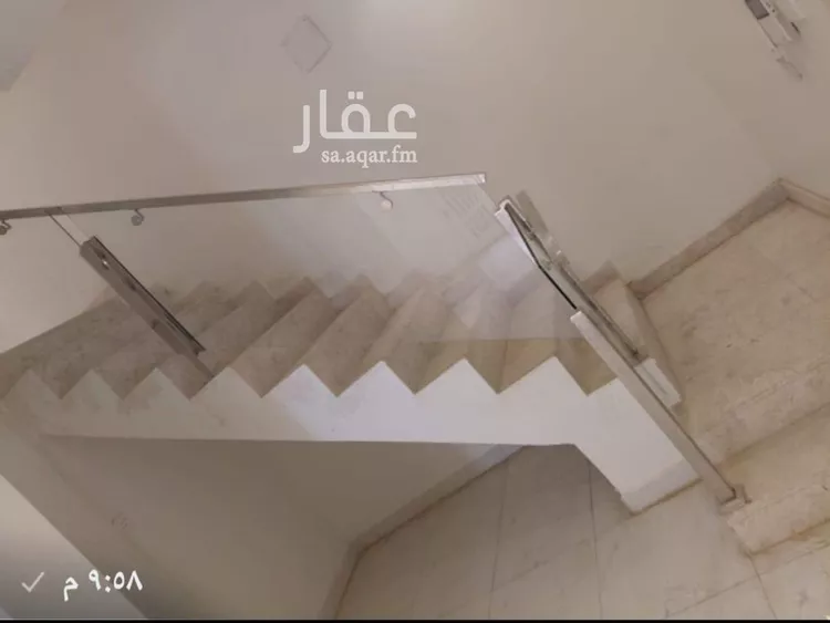 فيلا للبيع في شارع المبارز الحلبي, حي الشفاء, مدينة الرياض, منطقة الرياض صورة 2