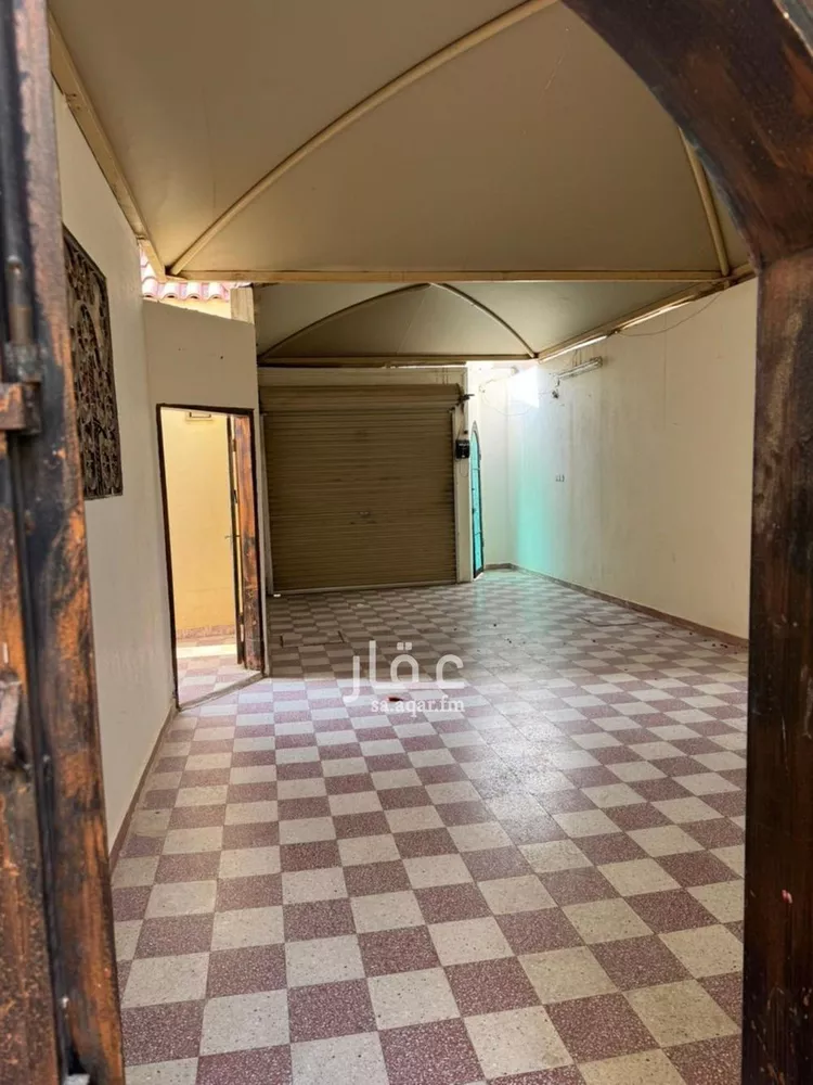 فيلا للبيع في شارع العمودية, حي إشبيلية, مدينة الرياض, منطقة الرياض صورة 2