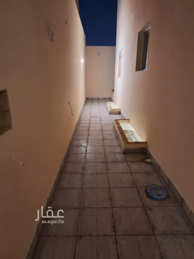 Building for Sale in Riyadh Hittin صورة 3