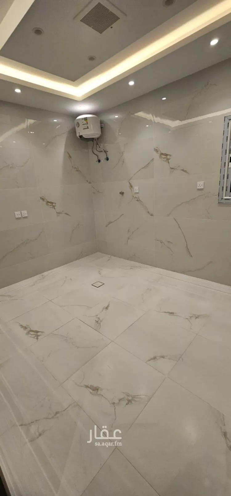 فيلا للبيع في شارع حسن الطاهر, حي غرناطة, مدينة الرياض, منطقة الرياض صورة 2