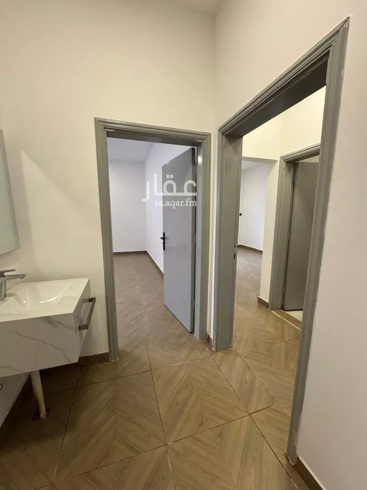 دور للإيجار في شارع أبي عبدالله الشاعر, حي الملز, مدينة الرياض, منطقة الرياض صورة 5