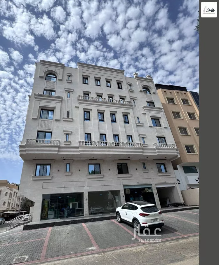 عمارة للبيع في شارع ابراهيم شكر, حي البوادي, مدينة جدة, منطقة مكة المكرمة