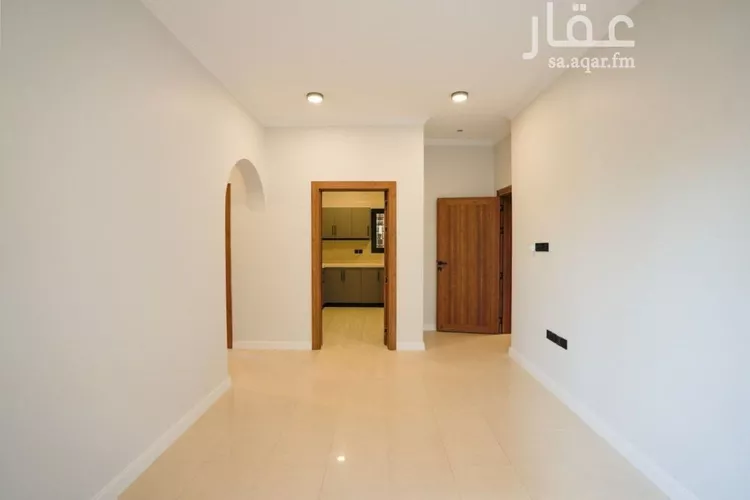 شقة للإيجار في شارع الامير مقرن بن عبدالعزيز, حي مغرزات, مدينة الرياض, منطقة الرياض صورة 3
