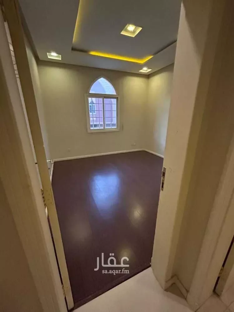 فيلا للإيجار في شارع سعود بن عبدالعزيز بن محمد الفرعي, حي المصيف, مدينة الرياض, منطقة الرياض صورة 3