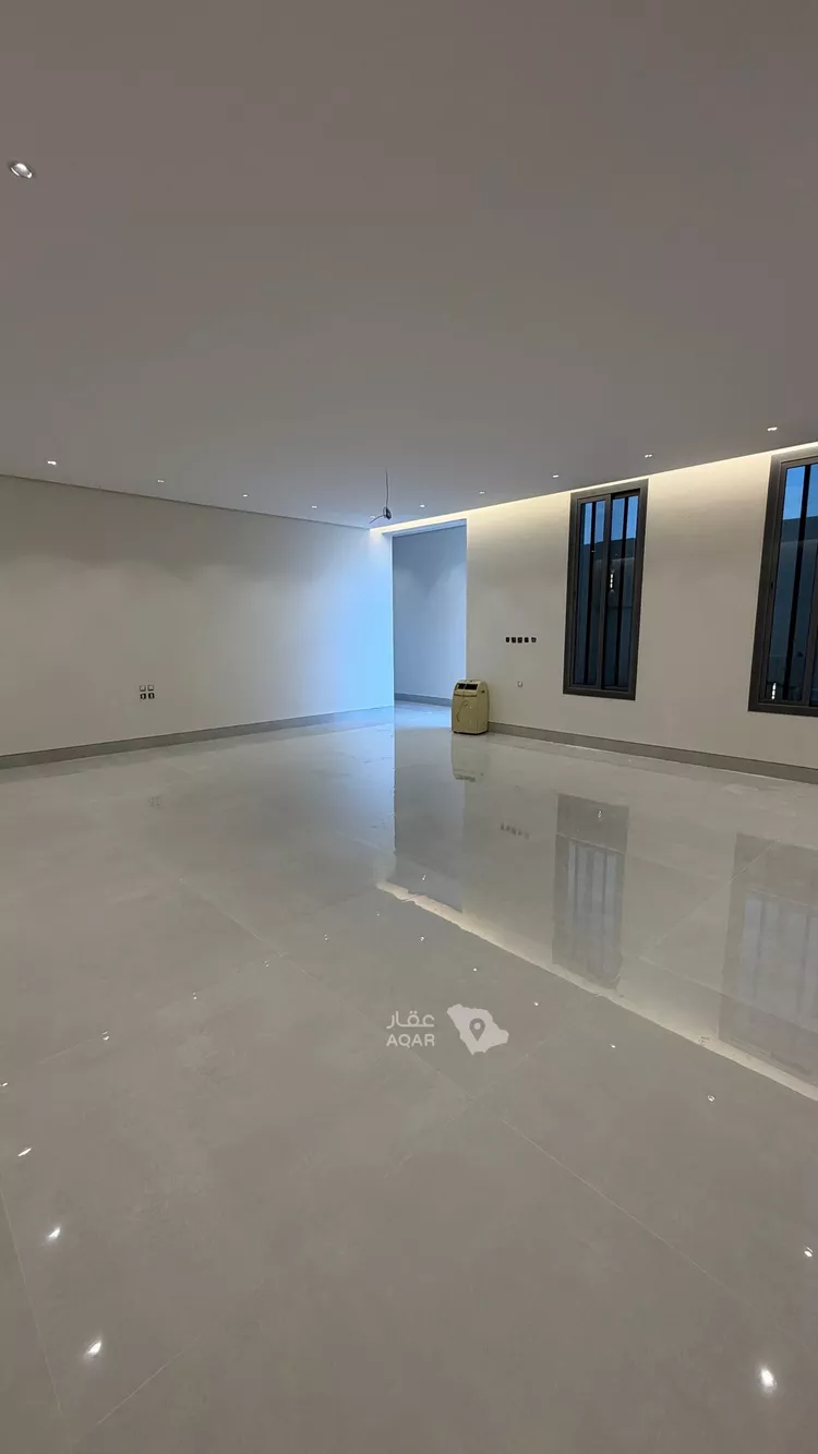 فيلا للبيع في شارع عبدالجبار بن الورد, حي المهدية, مدينة الرياض, منطقة الرياض 11
