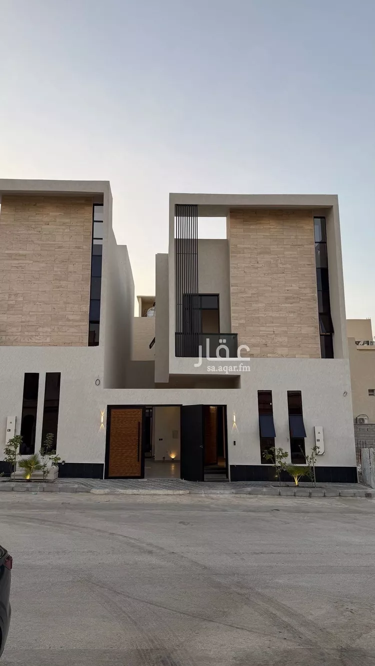 فيلا للبيع في شارع أبي الحسن الأسفرائيني, حي المهدية, مدينة الرياض, منطقة الرياض صورة 2