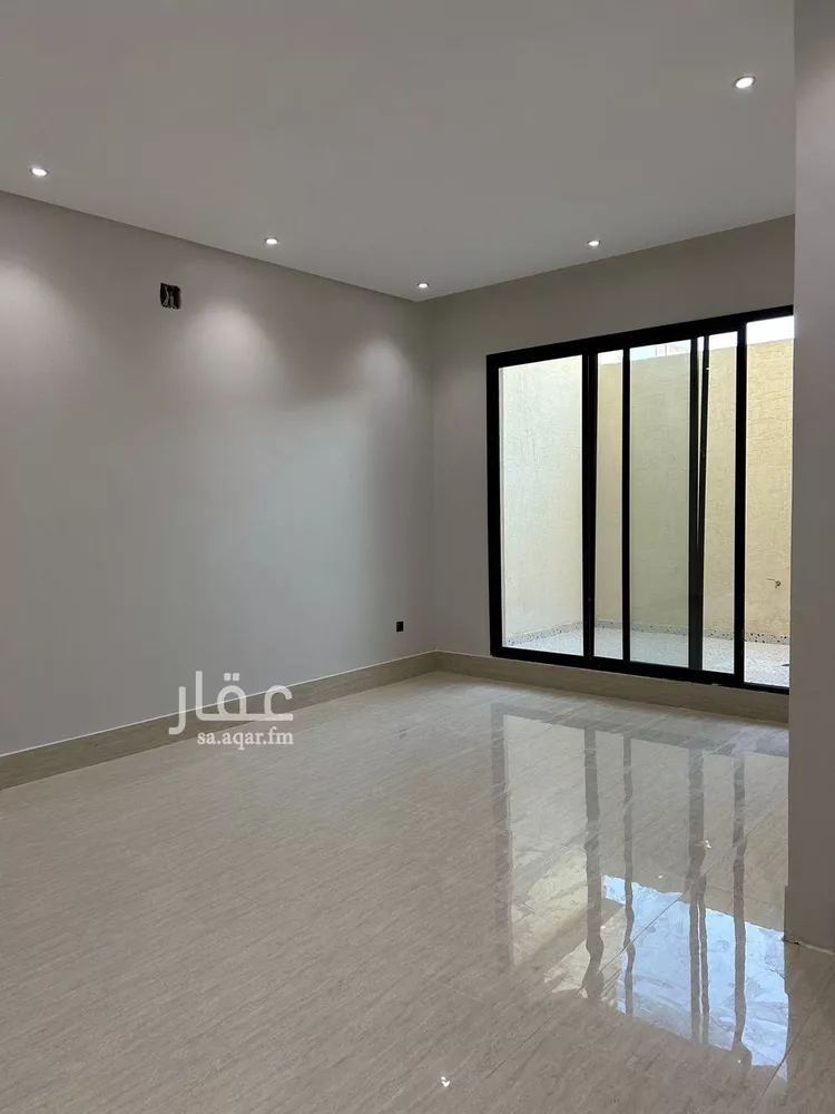 فيلا للبيع في شارع محمد بن أبي بكر القيم, حي المهدية, مدينة الرياض, منطقة الرياض صورة 4