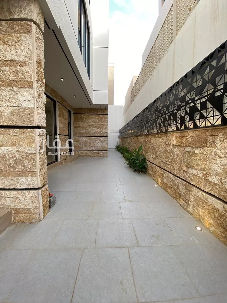 Villa for Sale in Riyadh Al Mahdiyah 10