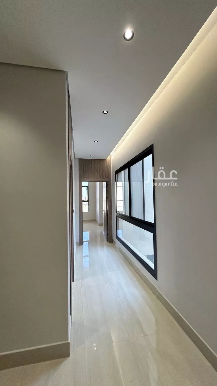 فيلا للبيع في شارع فؤاد محمد عمر توفيق, حي المهدية, مدينة الرياض, منطقة الرياض 7