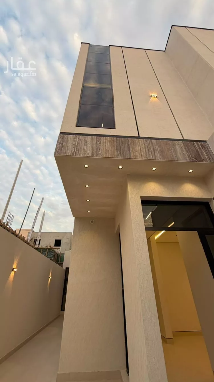 Floor for Sale in Riyadh Al Janadriyah صورة 5