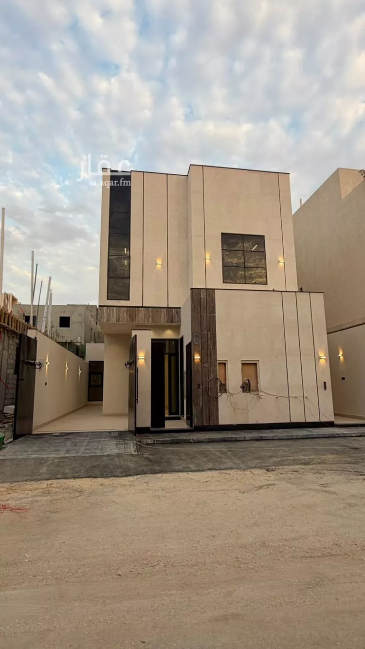 Floor for Sale in Riyadh Al Janadriyah صورة 4