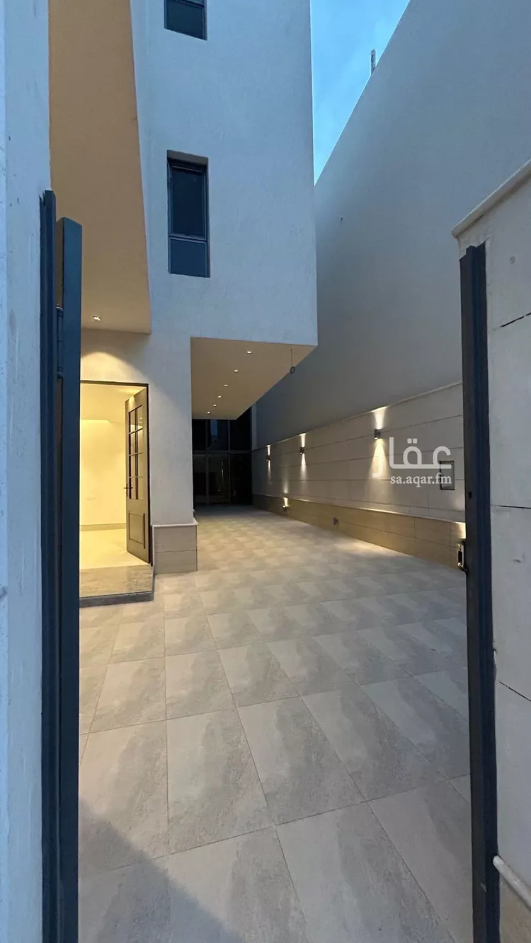 فيلا للبيع في شارع أبي نزار الصنعاني اليمني, حي المهدية, مدينة الرياض, منطقة الرياض 9