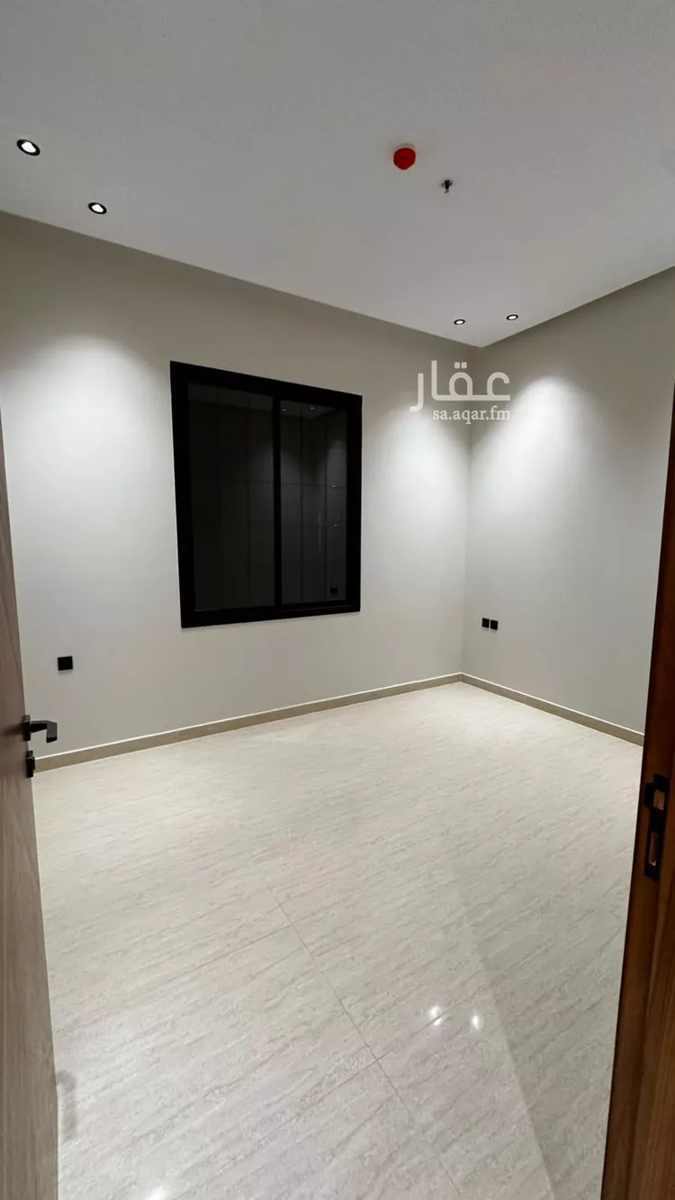 شقة للبيع في شارع عنيزة, حي ظهرة لبن, مدينة الرياض, منطقة الرياض صورة 3