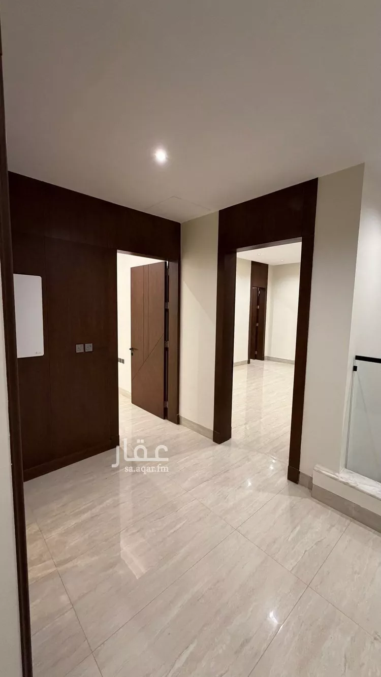 فيلا للبيع في شارع عبدالجبار بن الورد, حي المهدية, مدينة الرياض, منطقة الرياض صورة 2