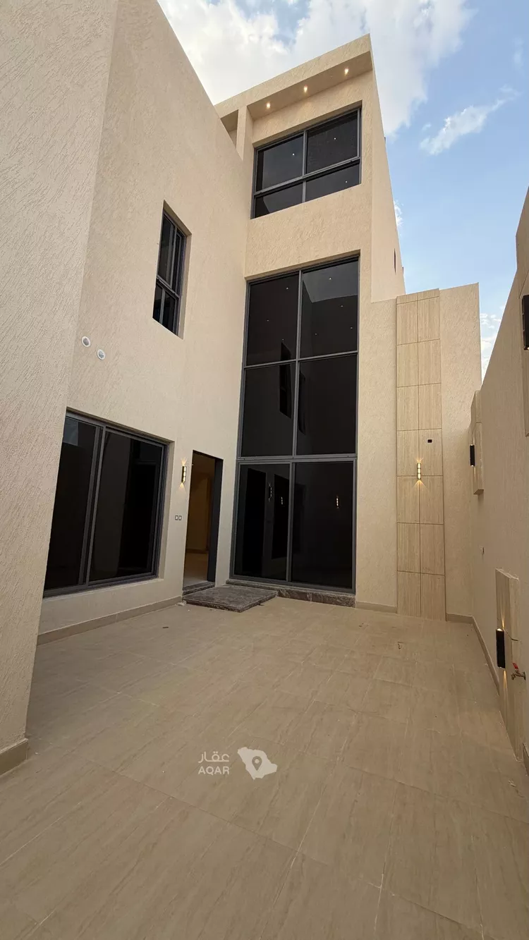 فيلا للبيع في شارع عبدالجبار بن الورد, حي المهدية, مدينة الرياض, منطقة الرياض 3