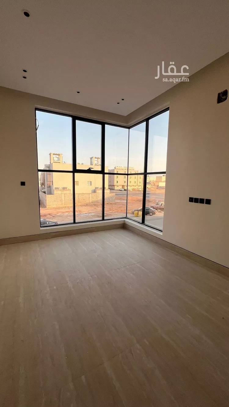 فيلا للبيع في شارع إسماعيل بن حماد, حي المهدية, مدينة الرياض, منطقة الرياض صورة 5