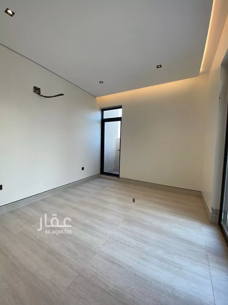 فيلا للبيع في شارع فؤاد محمد عمر توفيق, حي المهدية, مدينة الرياض, منطقة الرياض 13