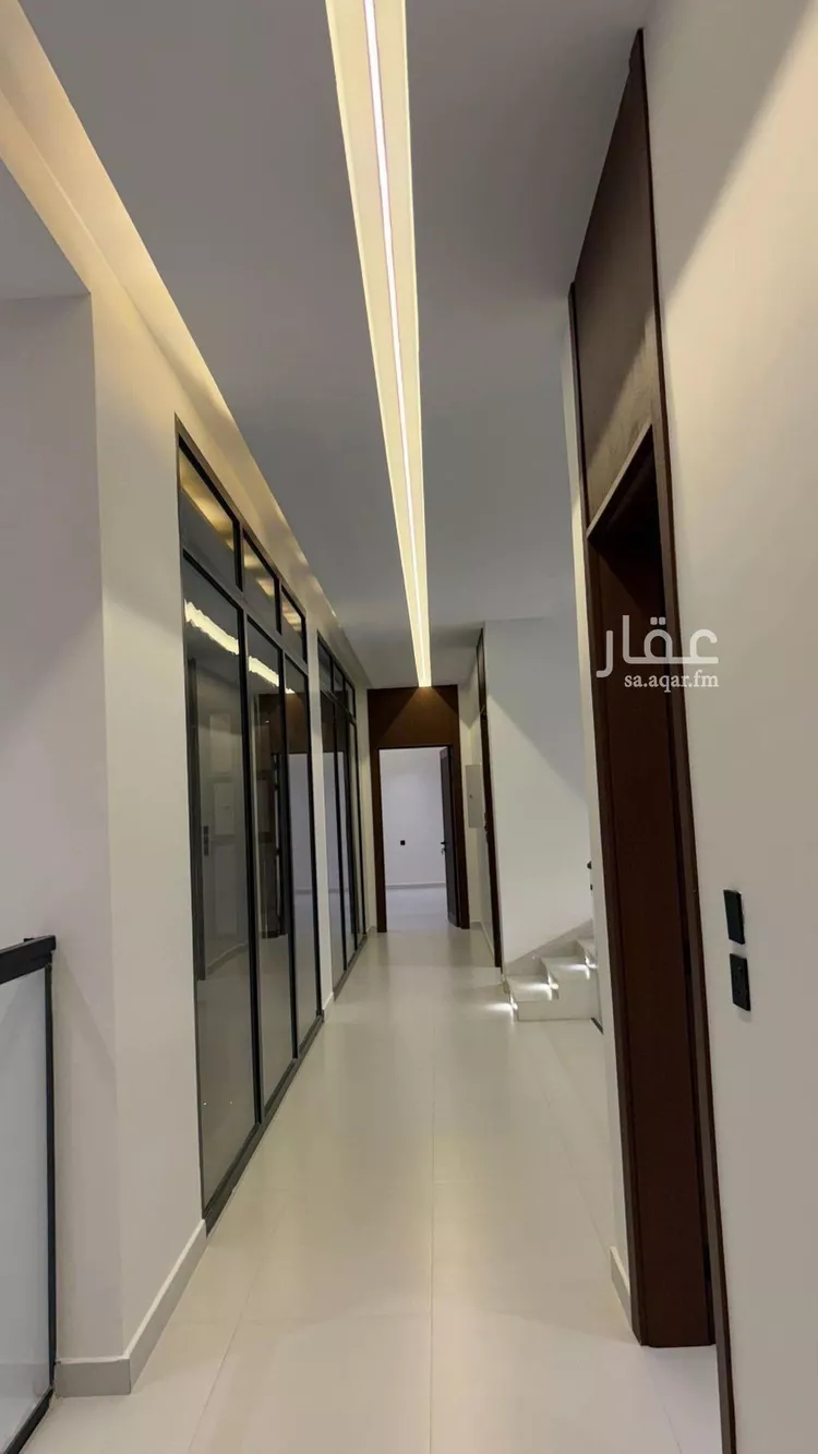 فيلا للبيع في شارع عبدالجبار بن الورد, حي المهدية, مدينة الرياض, منطقة الرياض 21
