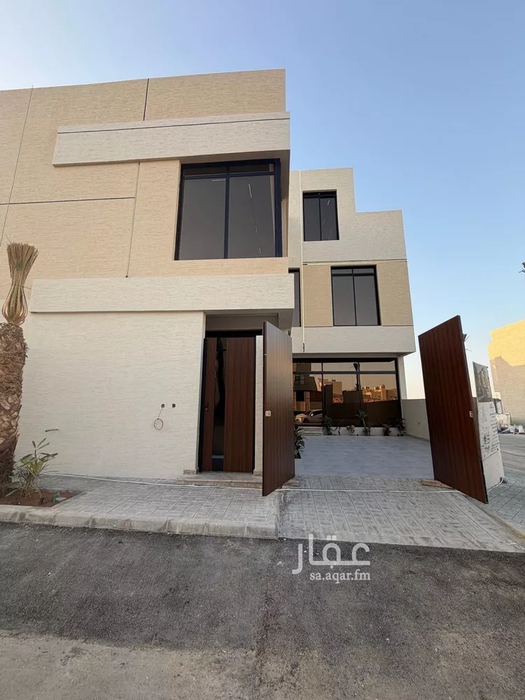 فيلا للبيع في شارع فؤاد محمد عمر توفيق, حي المهدية, مدينة الرياض, منطقة الرياض صورة 4