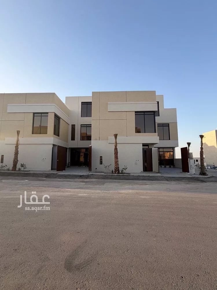 فيلا للبيع في شارع فؤاد محمد عمر توفيق, حي المهدية, مدينة الرياض, منطقة الرياض صورة 3