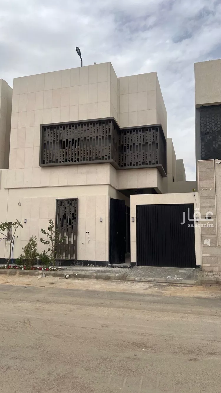 Villa for Sale in Riyadh Al Mahdiyah