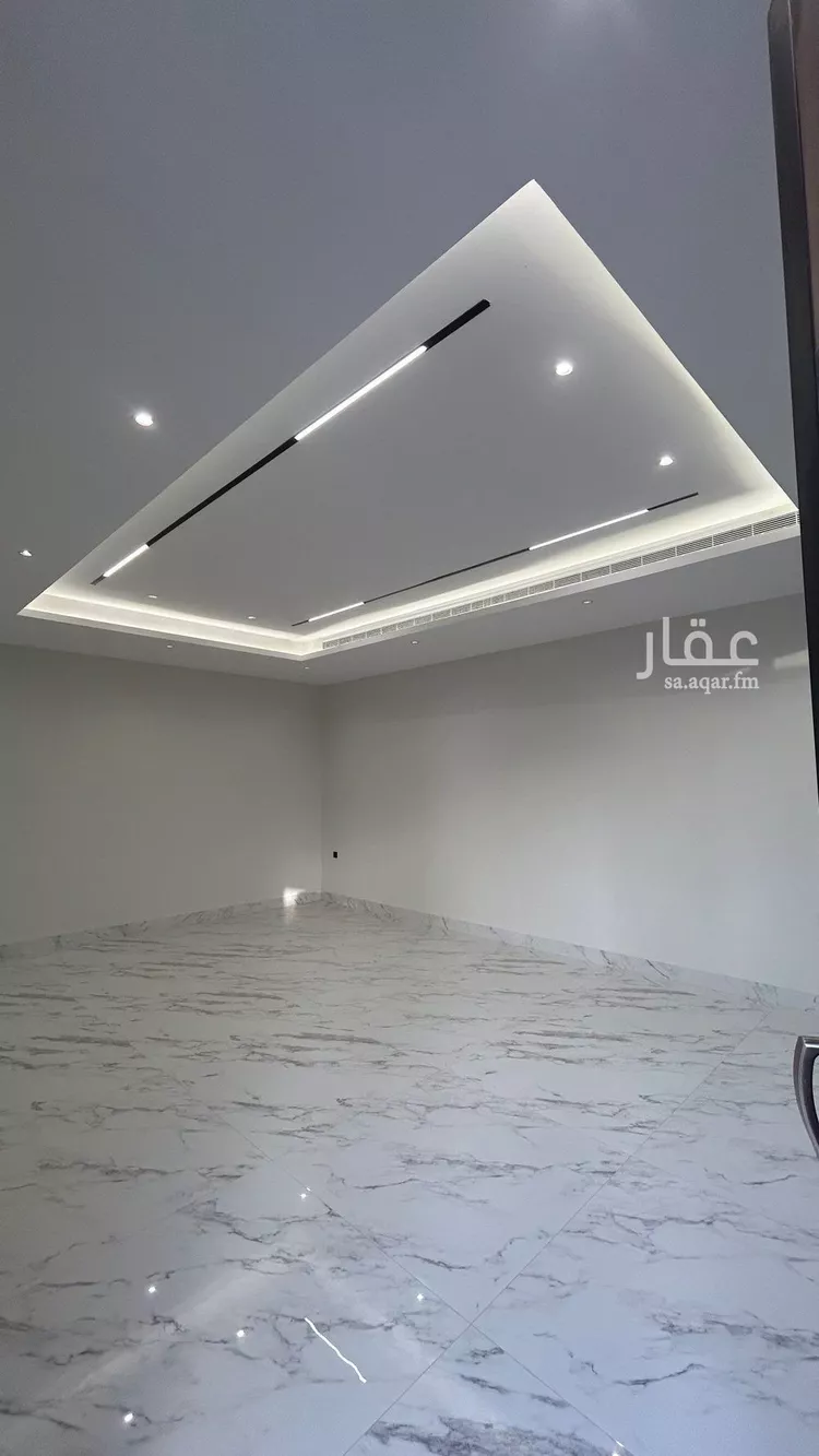 Villa for Sale in Riyadh Al Mahdiyah صورة 4