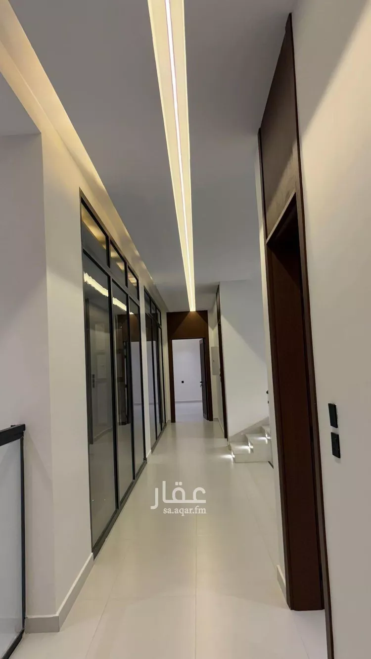 فيلا للبيع في شارع أبي نزار الصنعاني اليمني, حي المهدية, مدينة الرياض, منطقة الرياض 28