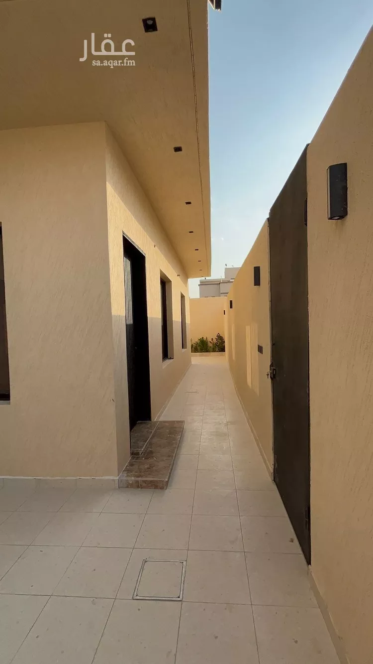 فيلا للبيع في شارع عبدالجبار بن الورد, حي المهدية, مدينة الرياض, منطقة الرياض صورة 4
