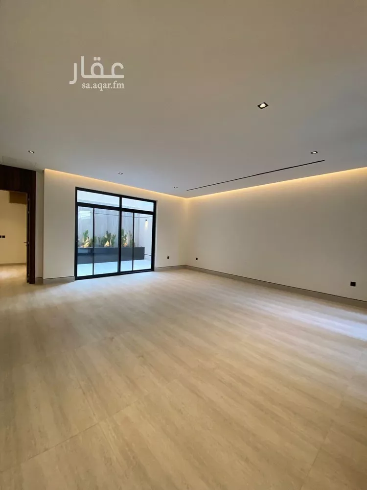 فيلا للبيع في شارع فؤاد محمد عمر توفيق, حي المهدية, مدينة الرياض, منطقة الرياض 8