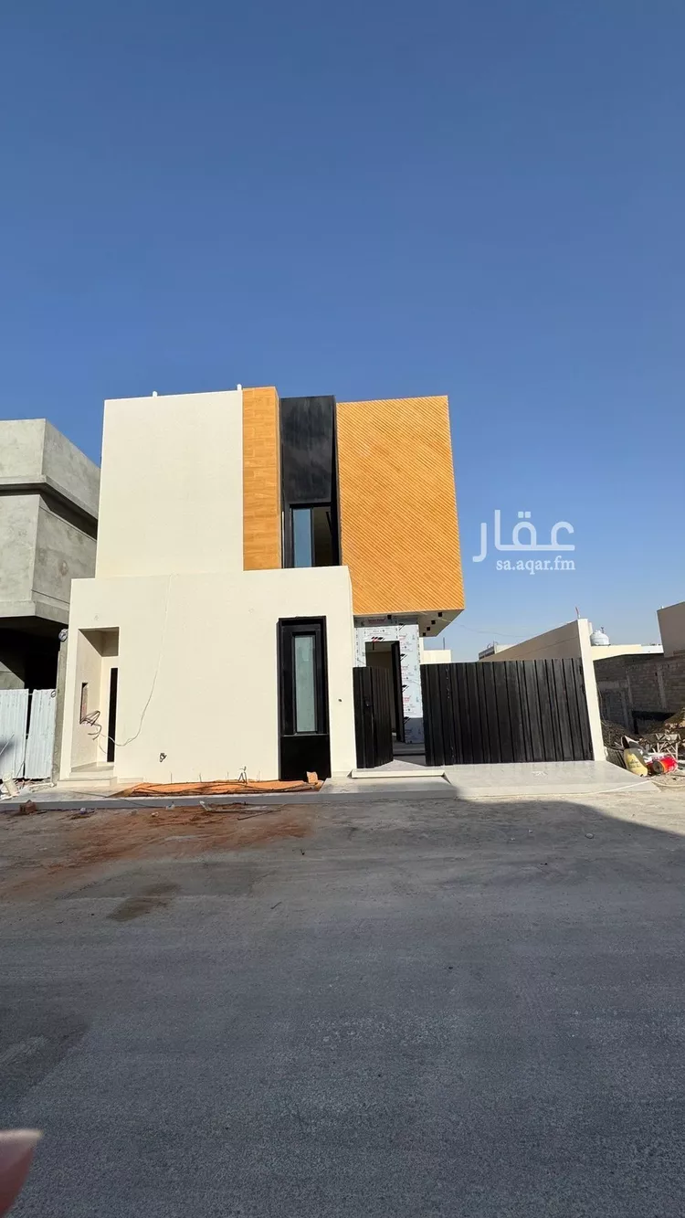 فيلا للبيع في شارع فؤاد محمد عمر توفيق, حي المهدية, مدينة الرياض, منطقة الرياض