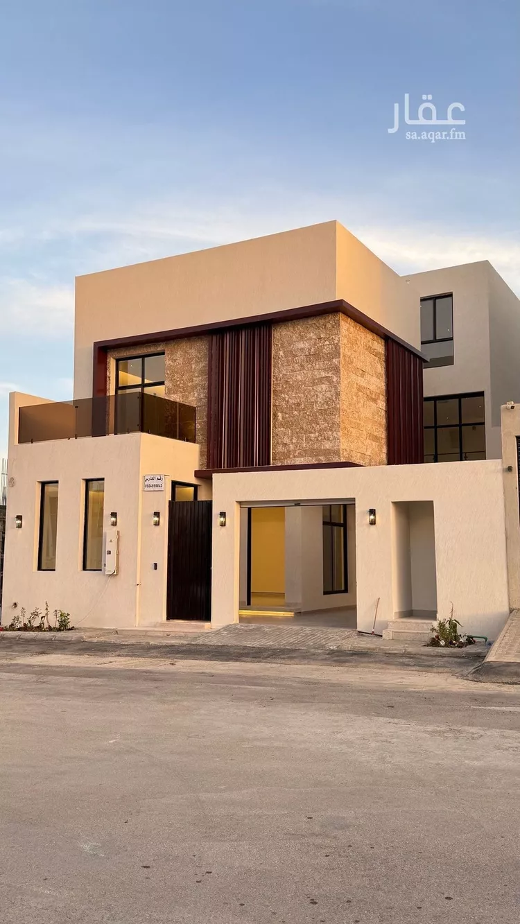 فيلا للبيع في شارع إسماعيل بن حماد, حي المهدية, مدينة الرياض, منطقة الرياض صورة 2