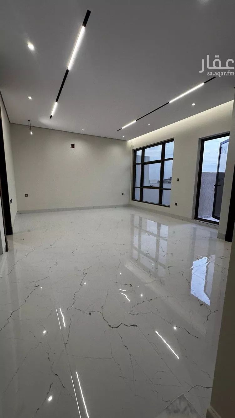 فيلا للبيع في شارع الكمال بن طلحة, حي المهدية, مدينة الرياض, منطقة الرياض صورة 4