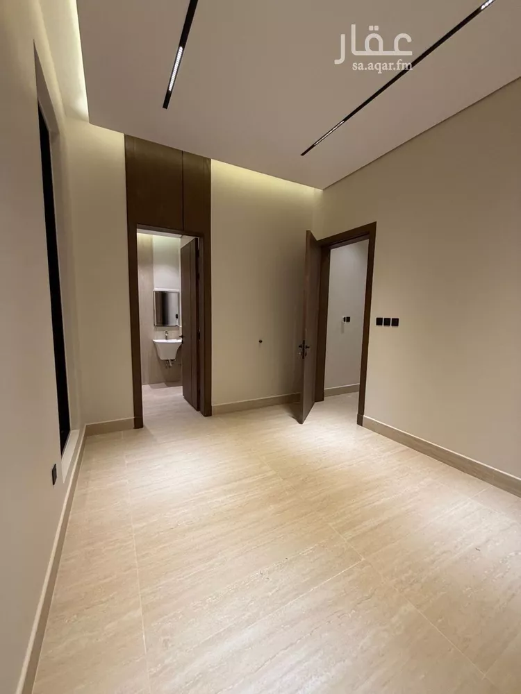 Villa for Sale in Riyadh Al Mahdiyah صورة 4