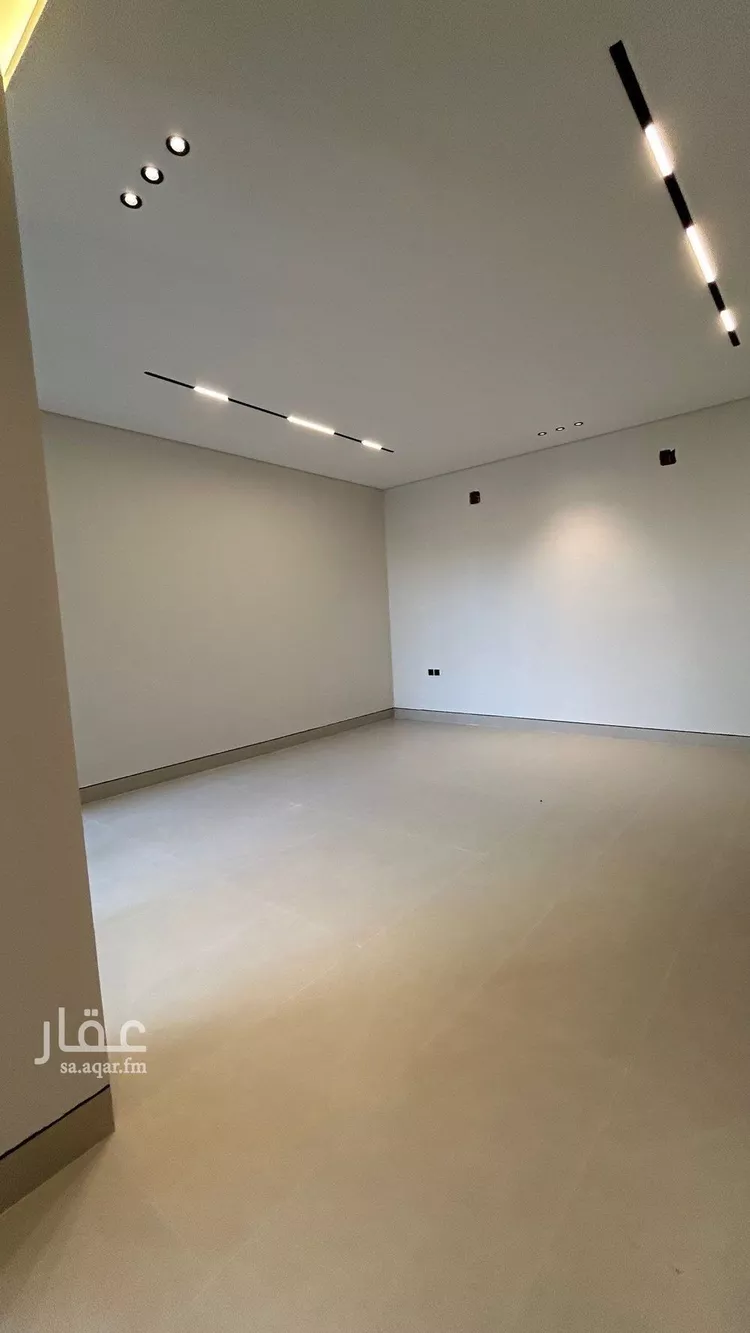 فيلا للبيع في شارع إسماعيل بن حماد, حي المهدية, مدينة الرياض, منطقة الرياض صورة 3