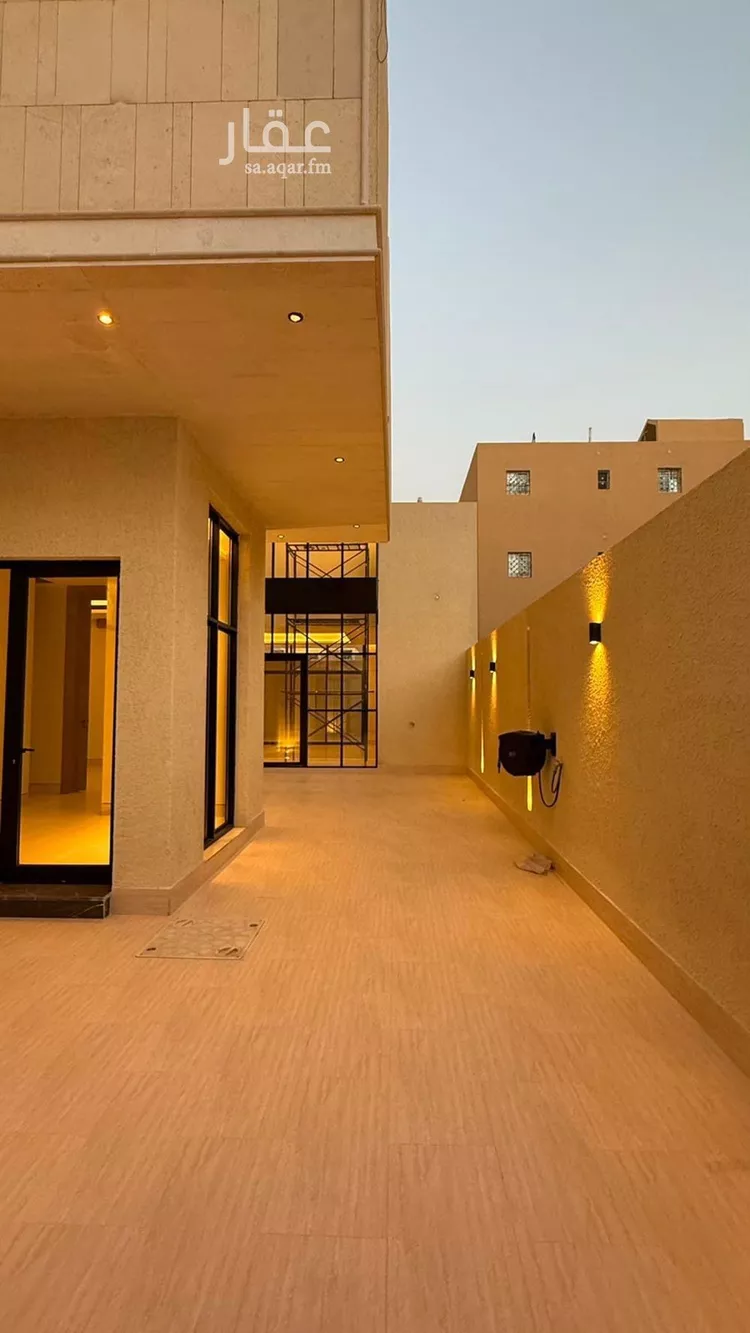 فيلا للبيع في شارع عبدالجبار بن الورد, حي المهدية, مدينة الرياض, منطقة الرياض 12
