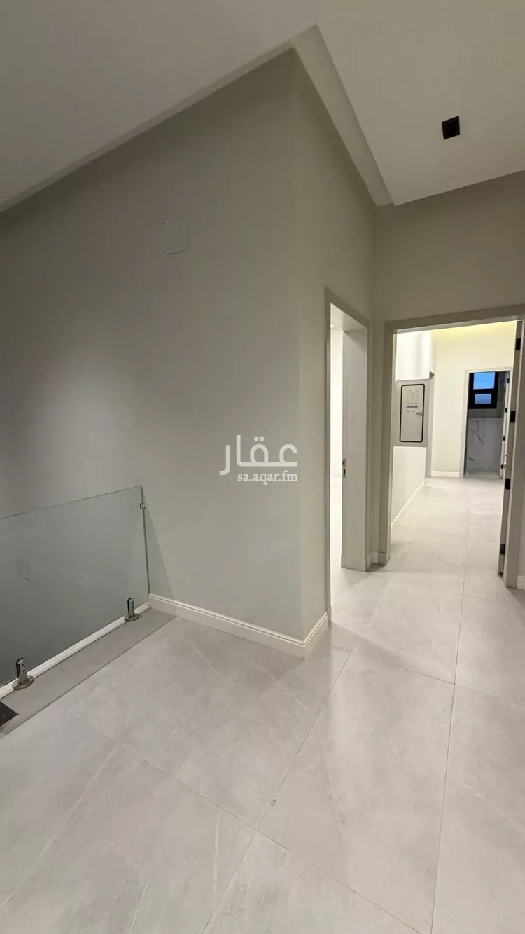 فيلا للبيع في شارع عبدالقادر بن عبدالوارث, حي المهدية, مدينة الرياض, منطقة الرياض 14