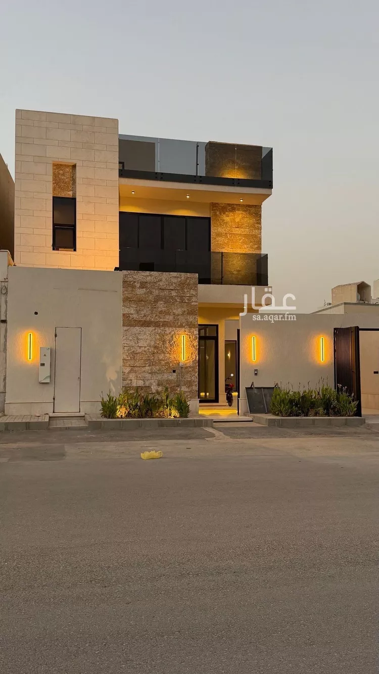 فيلا للبيع في شارع أبي زرعة الهمذاني, حي المهدية, مدينة الرياض, منطقة الرياض صورة 2