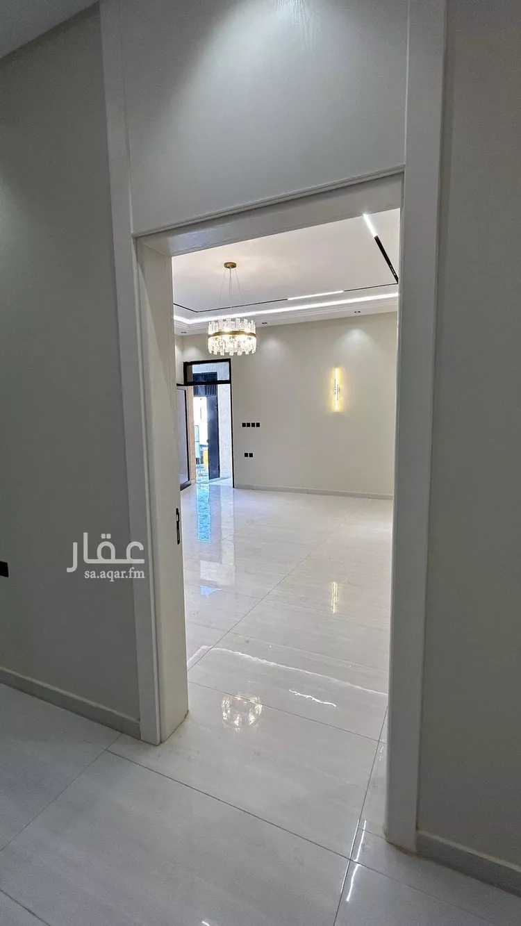 فيلا للبيع في شارع أبي زرعة الهمذاني, حي المهدية, مدينة الرياض, منطقة الرياض 9